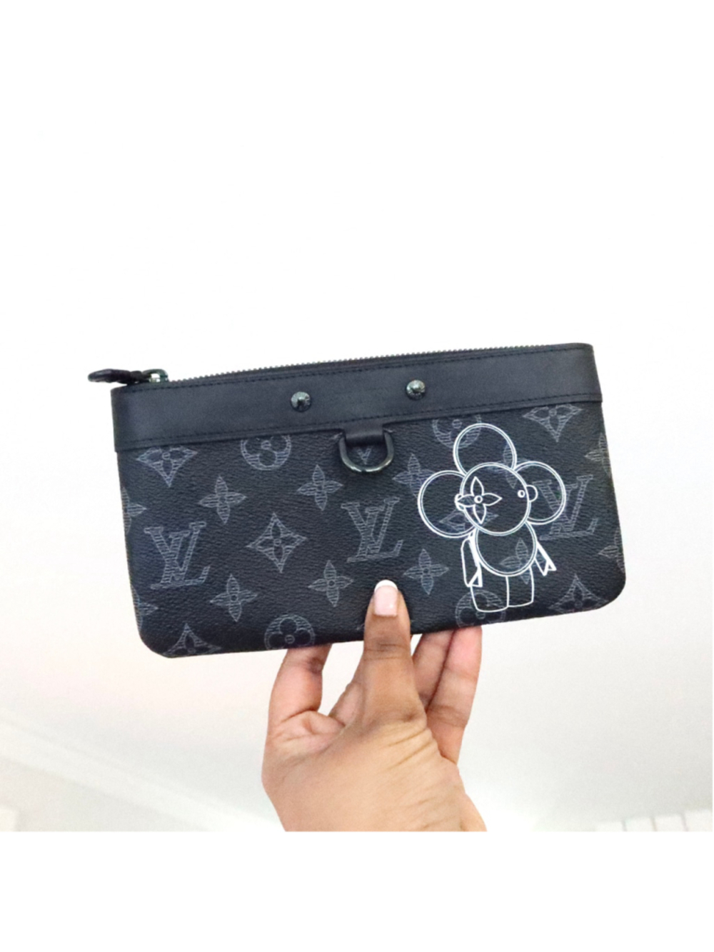 Louis Vuitton Vivienne Apollo Pochette PM Eclipse Monogram EXCELLENT